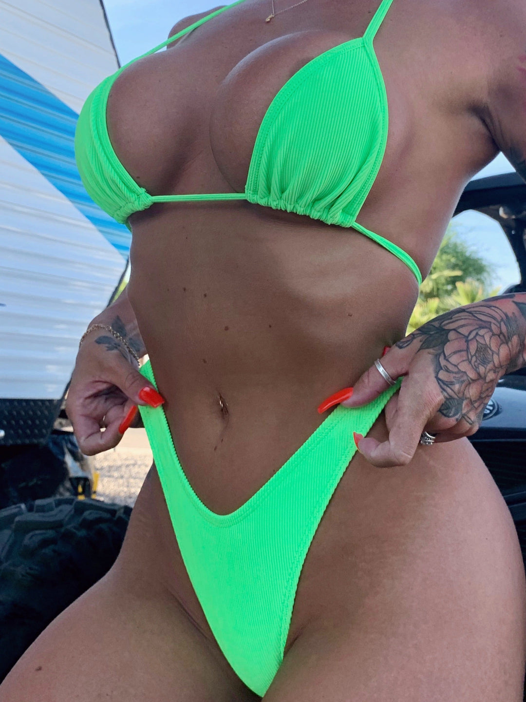 90’s Baby Lime Ribbed Top